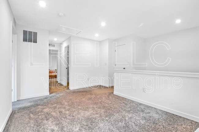 Building Photo - 18071 Bridle Run Dr