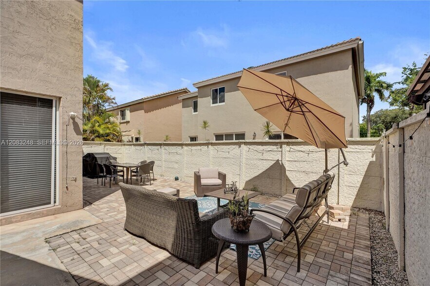 Building Photo - 10809 NW 51st Trl
