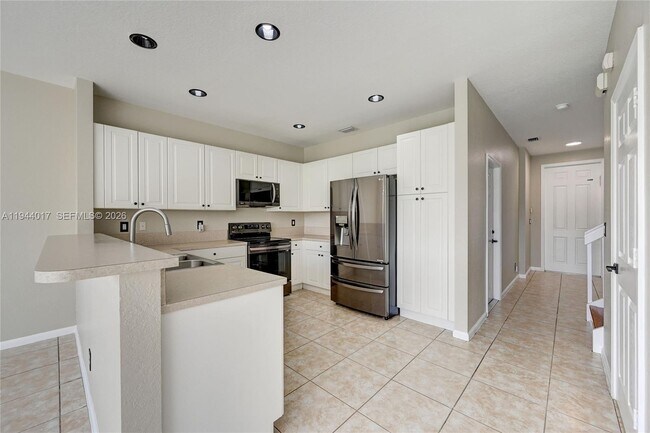 Building Photo - 3258 NW 32nd Terrace