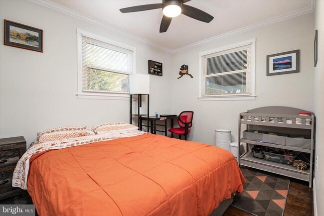 Building Photo - 741 Silver Creek Rd