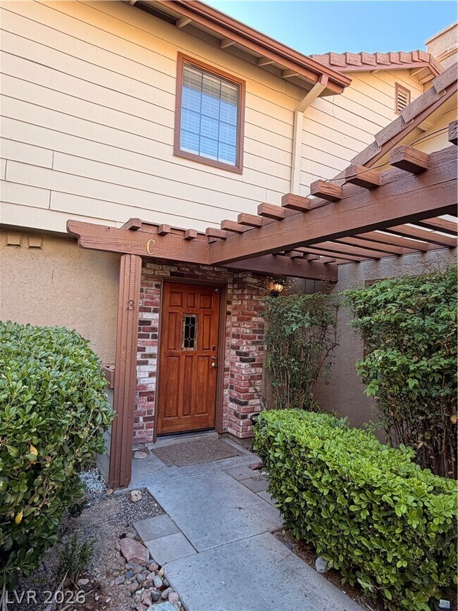 Building Photo - 3267 Dawnflower St