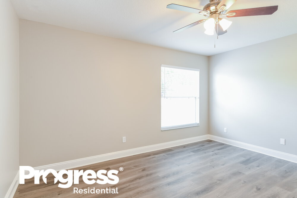 Building Photo - 13449 Silver Leaf Cir
