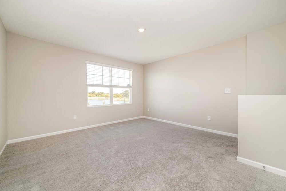 Building Photo - 2052 Harris Hawk Ave