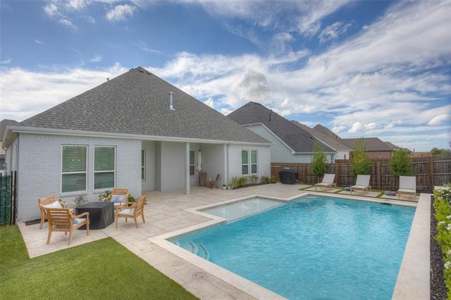 Building Photo - 752 Tallgrass Dr