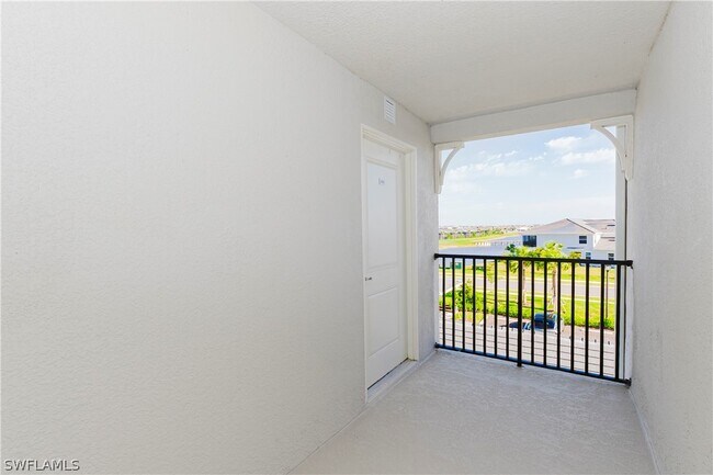 Building Photo - 5583 Double Eagle Cir