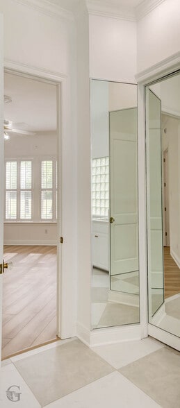 Building Photo - 316 Autumn Ridge Dr