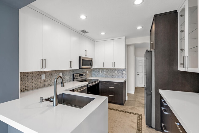 Building Photo - 12571 NW 57th Ct