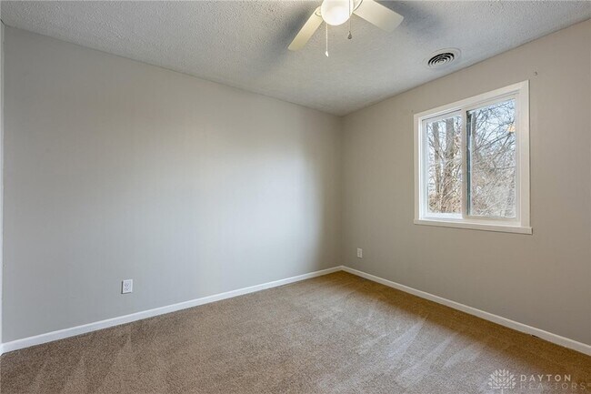 Building Photo - 160 N 4th St