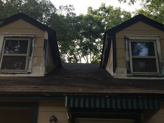 Building Photo - 2107 Campbell St