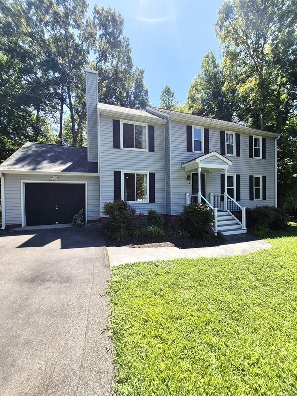 Building Photo - 9019 Double Tree Ln