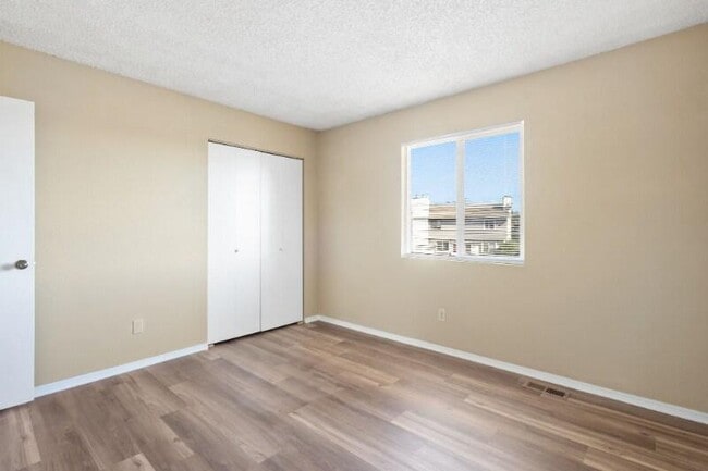 Building Photo - 1335 Soaring Eagle Dr