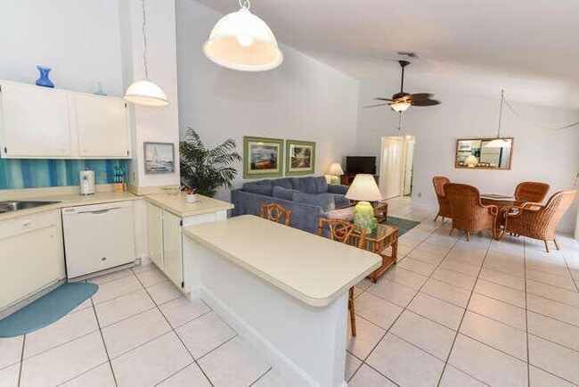 Building Photo - 1801 S US Hwy 1