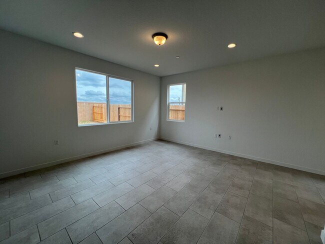 Building Photo - Price reduced!!! Be the first to live in t...