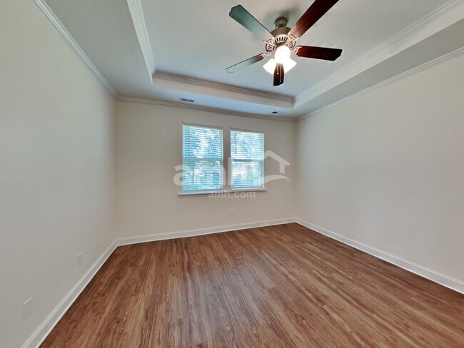 Building Photo - 139 Willowbrook Dr