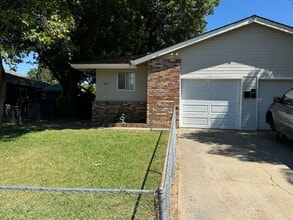 Building Photo - 8001 San Cosme Dr