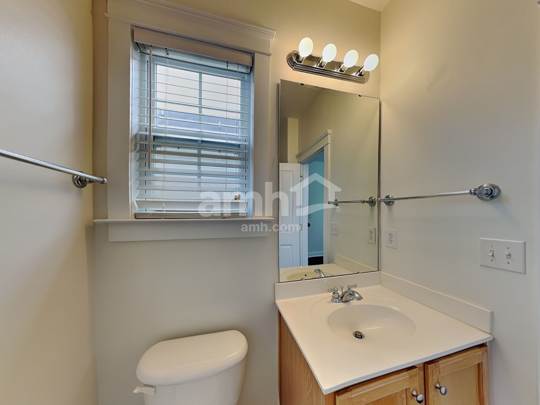Building Photo - 13834 Carleen Way Dr
