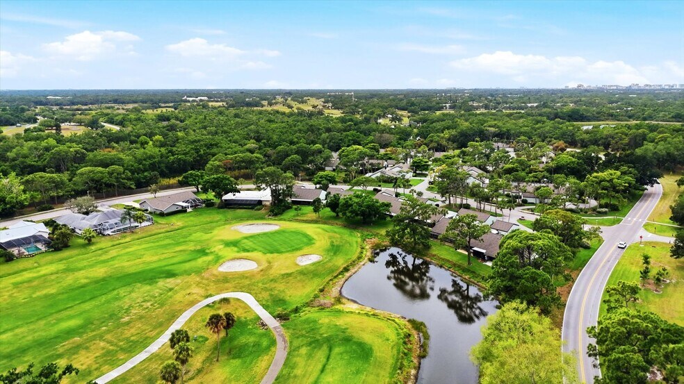 Building Photo - 4401 Glebe Farm Rd