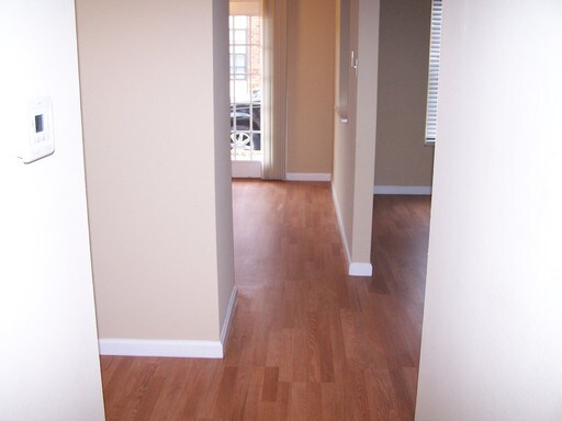Building Photo - 10176 Squire Meadows Dr