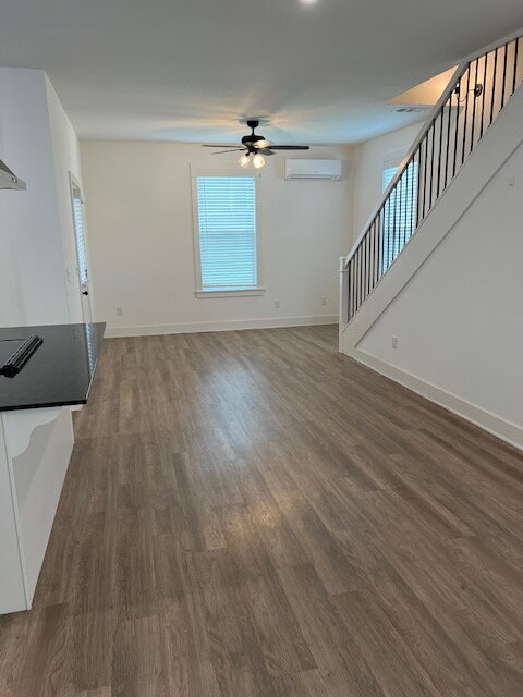 Building Photo - Modern 2BR Townhome Just Minutes from the ...
