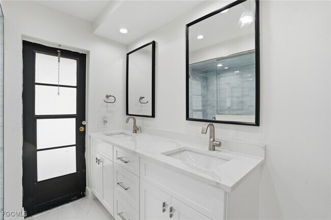 Building Photo - 1914 SE 16th St