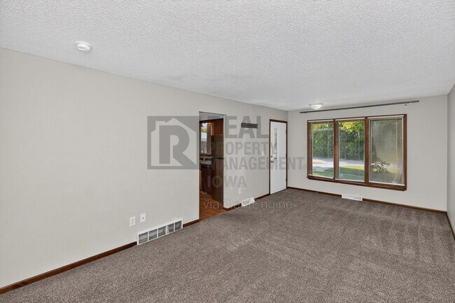 Building Photo - 1022 Williams St