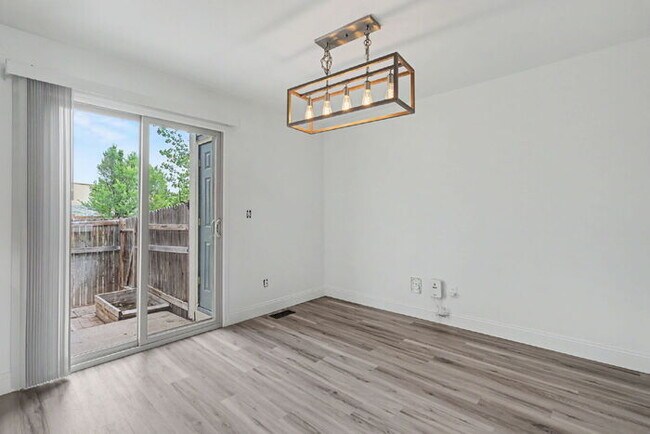 Building Photo - Move-In Ready 3-Bedroom Home with Modern Finishes Just Minutes from Fort Carson