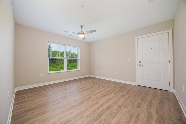 Building Photo - Broadleigh Lofts