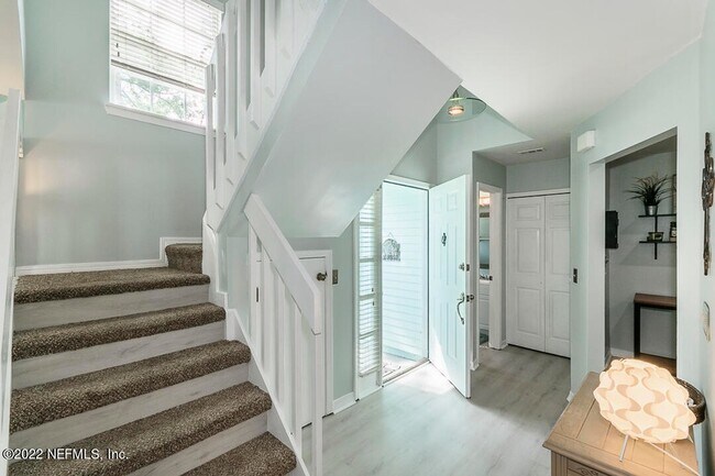 Building Photo - 127 Sand Castle Way