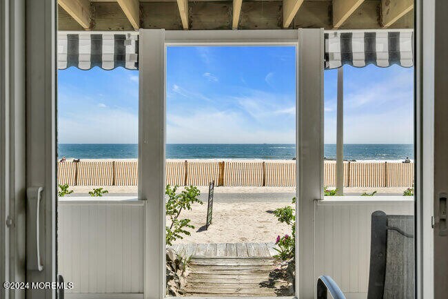 Building Photo - 0 Beach Front