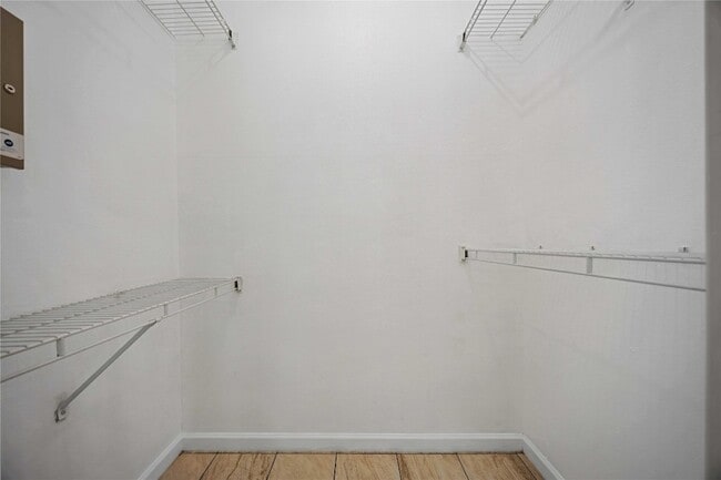 Building Photo - 3231 Allen Pkwy