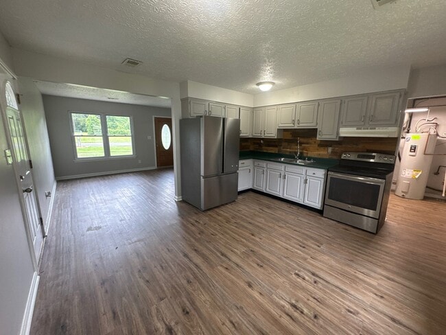 Building Photo - 9705 Turnpike View Dr