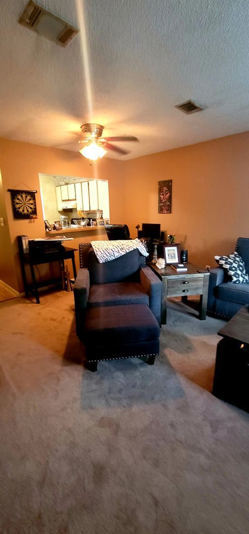 Building Photo - Spacious 2-Bedroom, 2.5-Bath Townhouse – C...