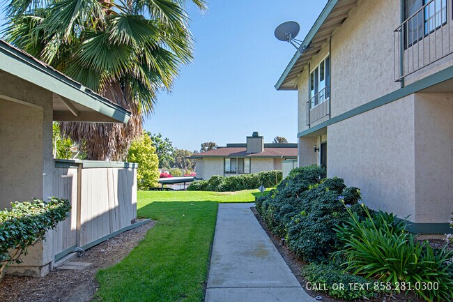 Building Photo - 9611 Caminito Tizona