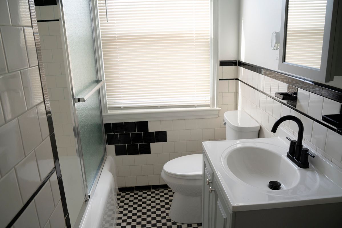 Building Photo - 8206 Old Harford Rd