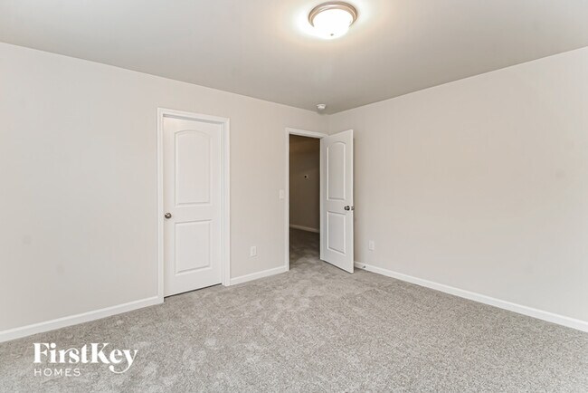 Building Photo - 1136 Scarlett Dr