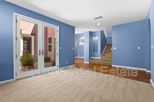 Building Photo - 1108 Bellingham Square