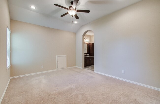 Building Photo - 27514 Stonebrook Manor Ln