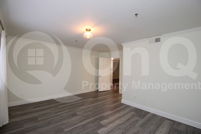 Building Photo - 5104 N 32nd St
