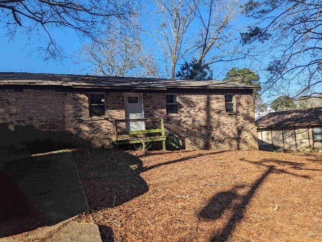 Building Photo - 1708 Walnut St