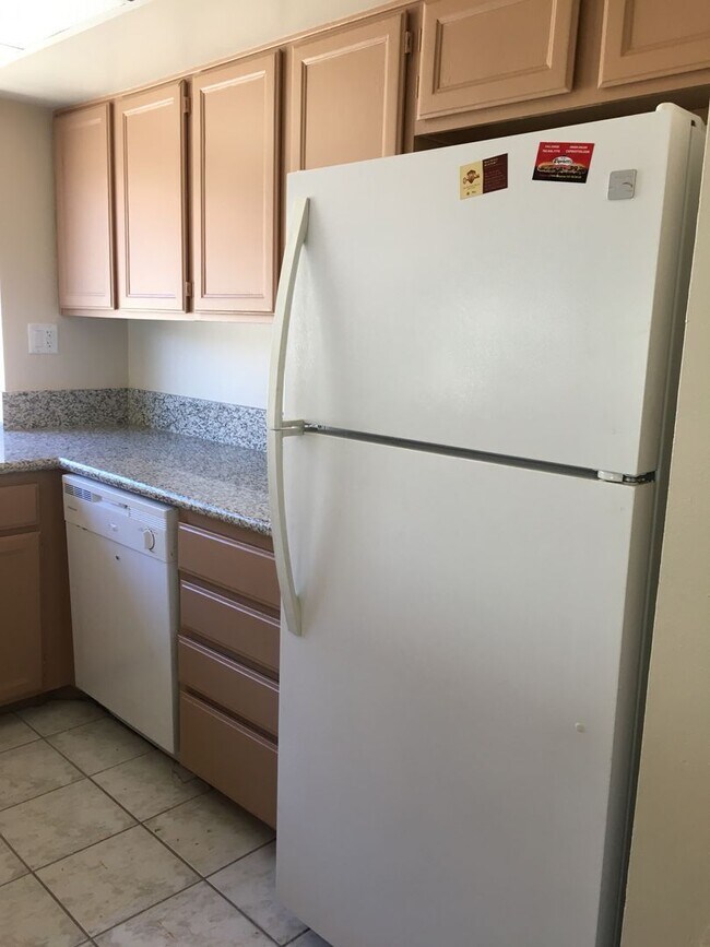 Building Photo - Great Location close to shopping at Durango and Summerlin Parkway