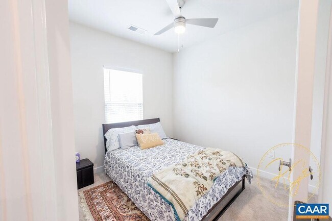 Building Photo - 3478 Steamer Dr