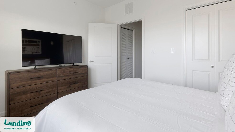 Building Photo - 12700 Ridgeline Blvd