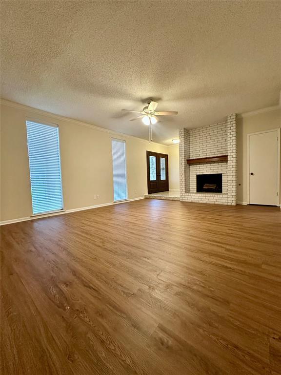 Building Photo - 10730 Briar Forest Dr