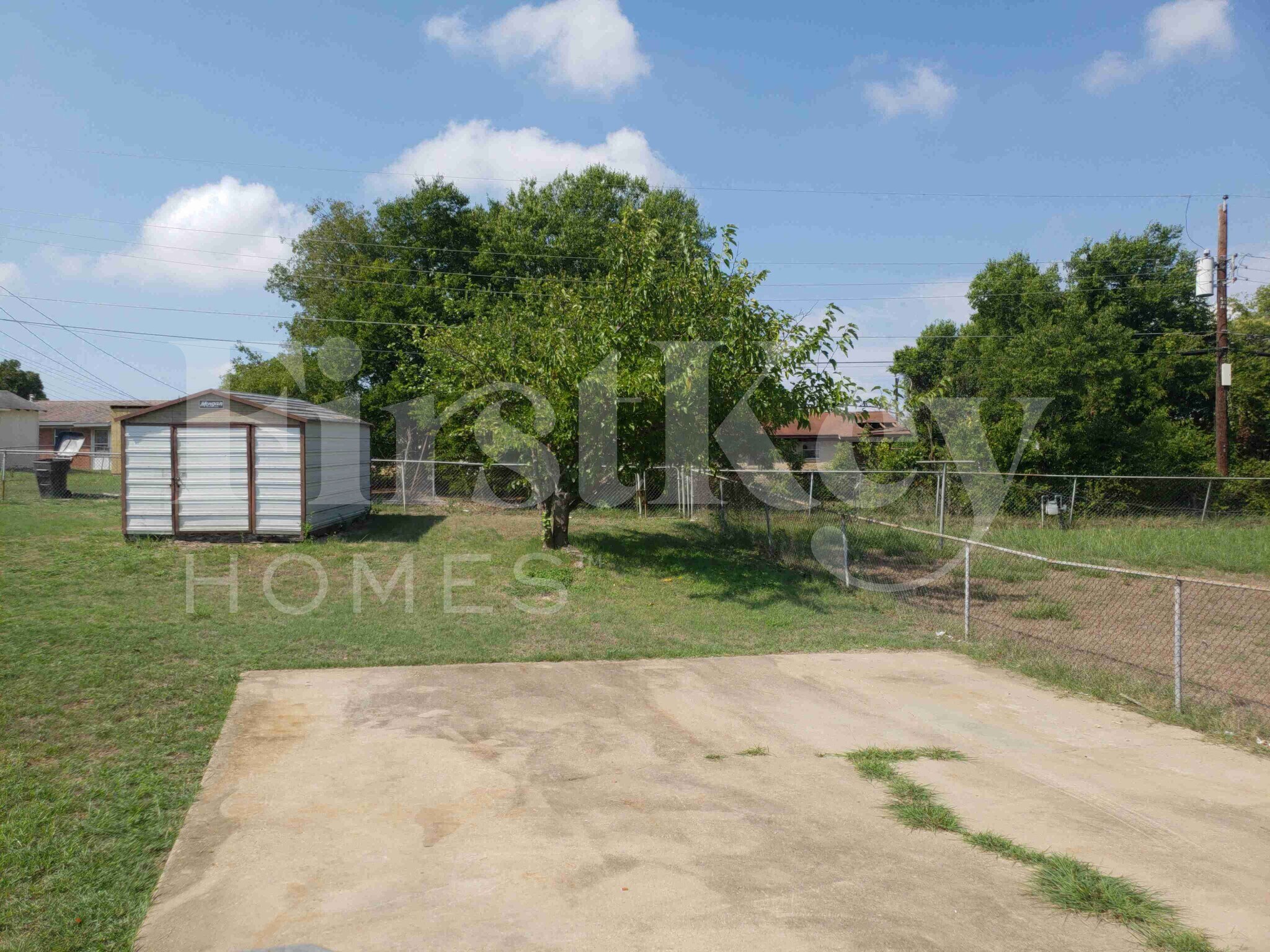 Building Photo - 6537 La Grange Dr