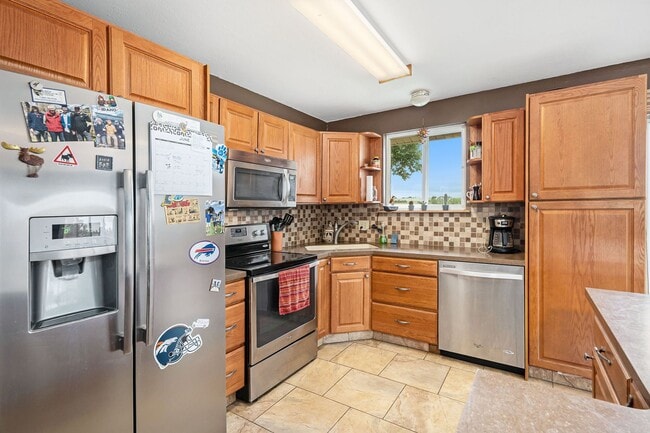 Building Photo - 12773 N Tenderfoot Trail