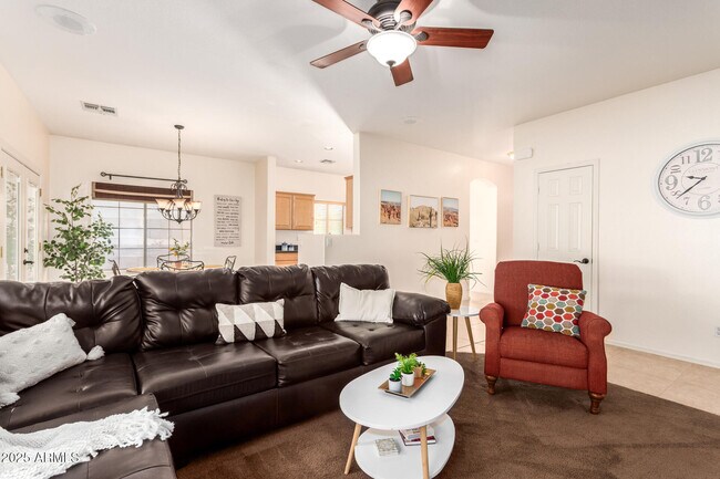 Building Photo - 6425 S Kimberlee Way