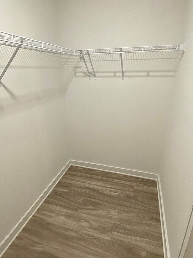 Building Photo - Home for Rent in Calera, AL!!! Available to view with 48 hour notice!