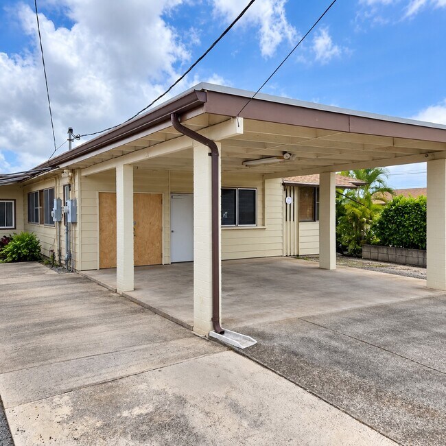 Building Photo - 1551 Kuahaka St