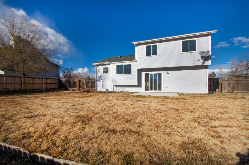 Building Photo - 3986 Red Cedar Dr