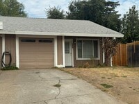Building Photo - 4925-4927 Indian Oaks Court